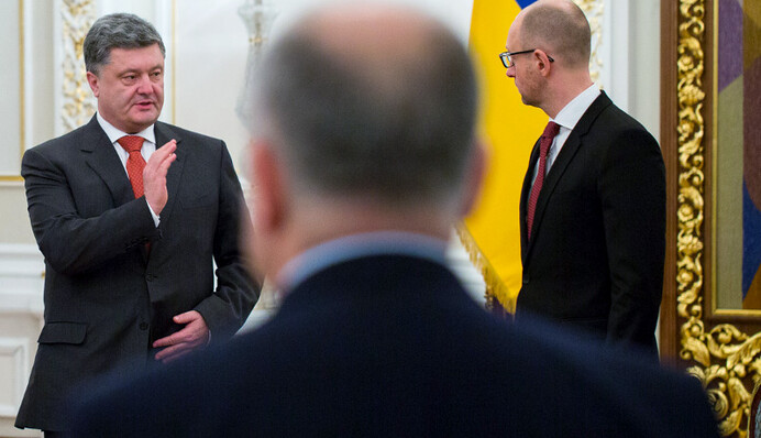 Кого украинцы назначили главными по реформам: инфографика