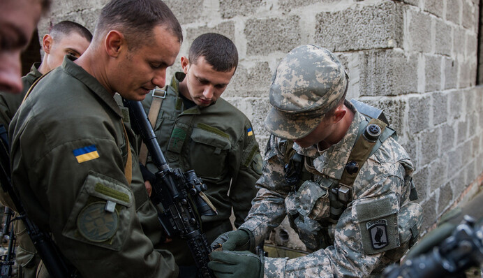 Частная разведка США дала прогноз развития войны на Донбассе