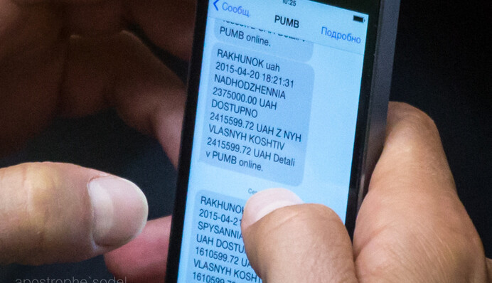 В Раде боролись с агрессией России и получали миллионы на счет: эксклюзивные фото