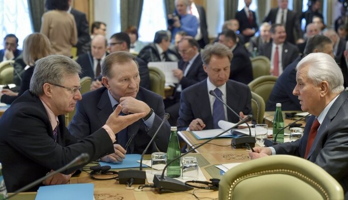 Какая Конституция спасет Украину от России