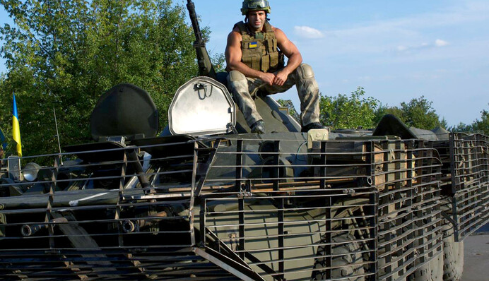 Украина может обойтись без оружия из США,— военный эксперт