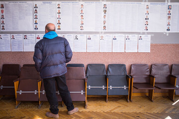 Без побед: Украина устала от политических "середняков"