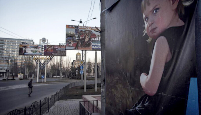 Украина хочет изолировать Донбасс. Чем это угрожает