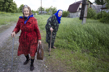 Жизнь в зоне АТО: за что люди ругают военных, сепаратистов и Россию