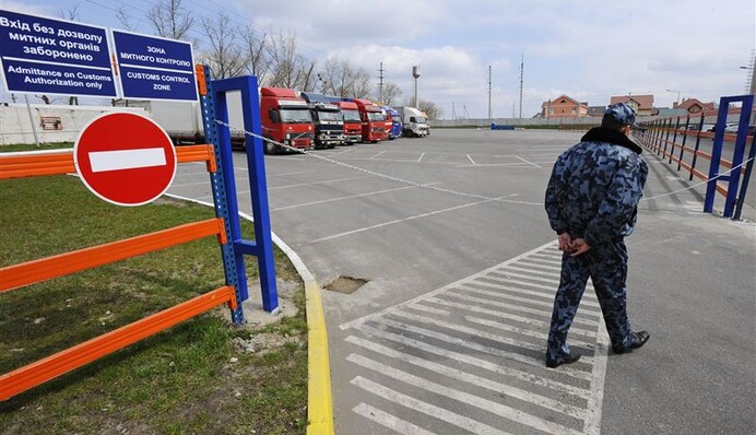 Когда Украина может отменить скандальный сбор на импорт