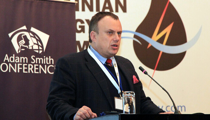 Украинские специалисты уезжают в Россию, вернуть их невозможно, — финдиректор 