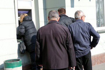 Погоня за ценами. Что будет происходить с зарплатами украинцев