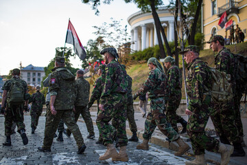Между Донбассом и "Правым сектором": частная разведка США оценила угрозы для властей Украины