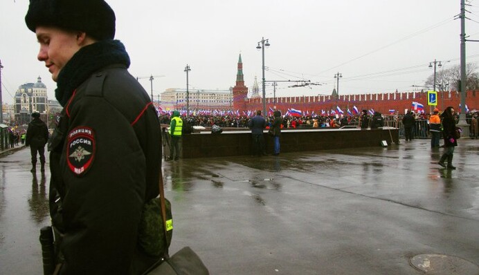 России грозят народные волнения, у Путина готовятся их подавлять,— частная разведка США