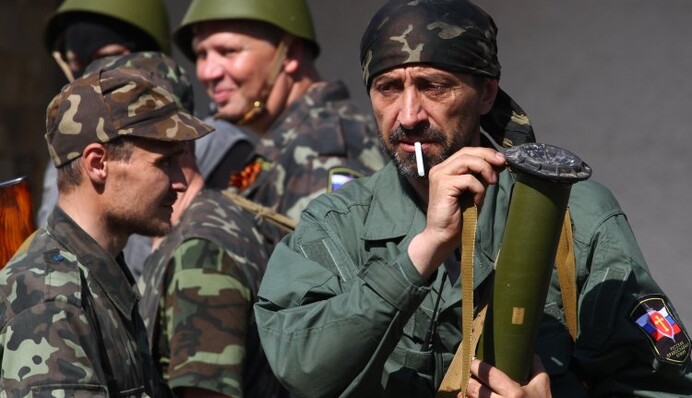 У ДНР и ЛНР проблемы, России не хватает наемников: кто и за что воюет против Украины на Донбассе