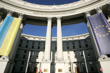 МИД без реформ: почему Украина теряет позиции в переговорах по Донбассу