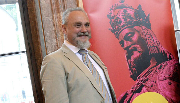 Переговоры об уходе России с Донбасса уже идут,— историк из РФ