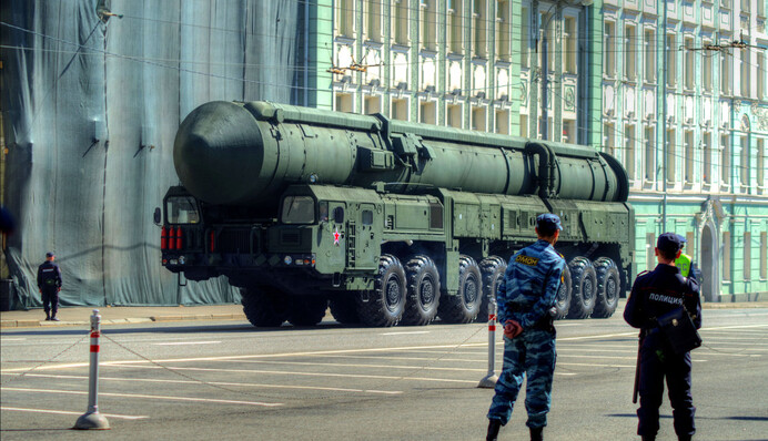 Ядерный шантаж: остатки адекватных людей в Кремле в ужасе