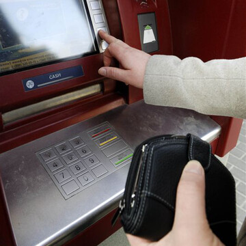 Где и у кого в Украине самые большие долги по зарплатам. Инфографика