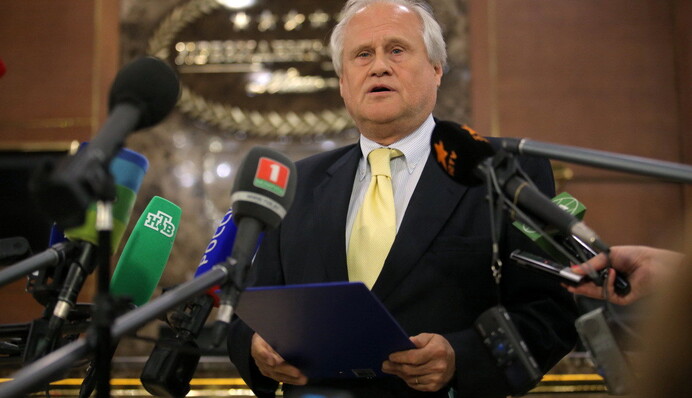 ДНР и ЛНР рвутся в украинскую власть: чего ждать Донбассу после 1 сентября