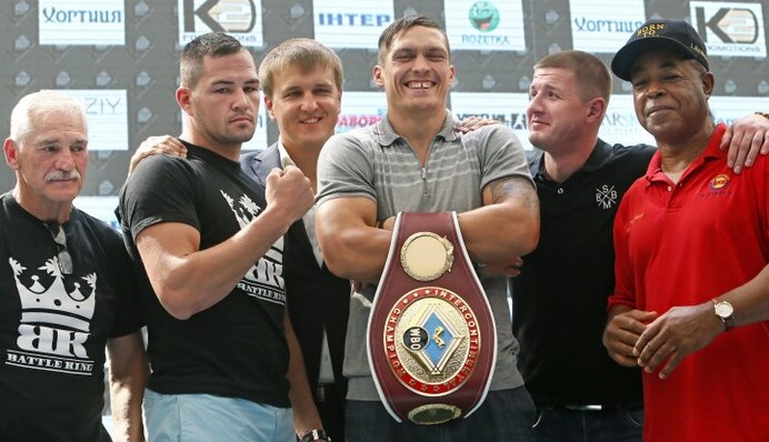 Усик нокаутировал Мюллера: видео и хроника боя