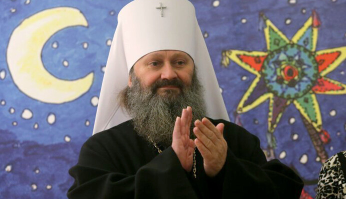 Наказать грешника: соцсети бурно отреагировали на конфликт настоятеля Лавры и полиции в Киеве