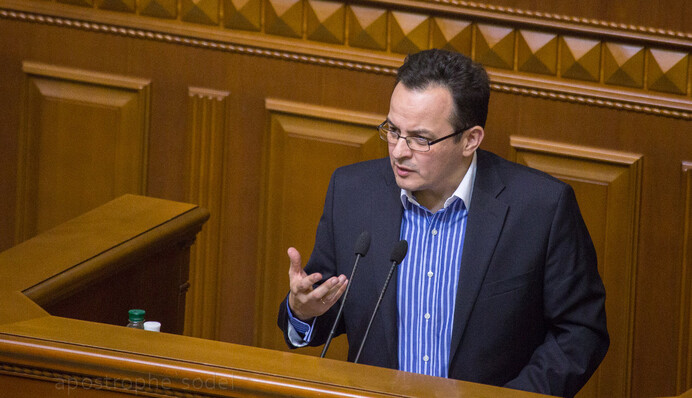 В Украине происходят попытки узурпировать власть, — глава фракции 