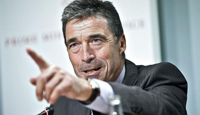 России приходится ослаблять хватку на Донбассе, — экс-генсек НАТО Расмуссен