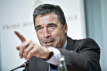 России приходится ослаблять хватку на Донбассе, — экс-генсек НАТО Расмуссен