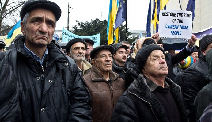 Блеф Кремля: Россия пытается взять под контроль крымских татар