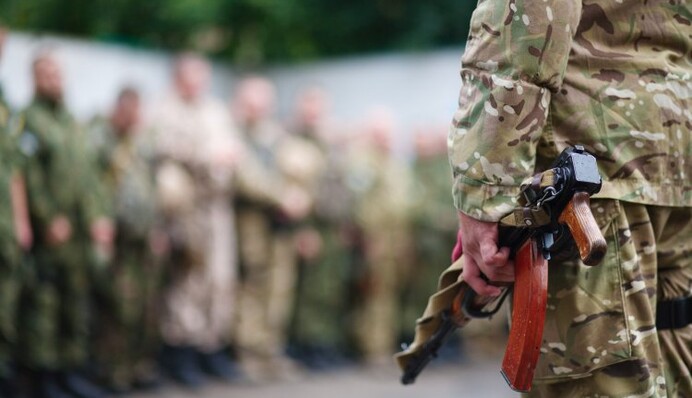 Это вам, ребята, на смерть: как бойцы АТО воюют против вчерашних друзей