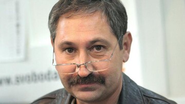 Военный эксперт из России о рисках Путина, истерии в РФ и будущем Донбасса