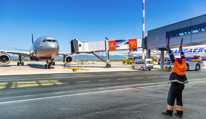 Воздушные запреты: Украина и Россия начинают новую "войну"