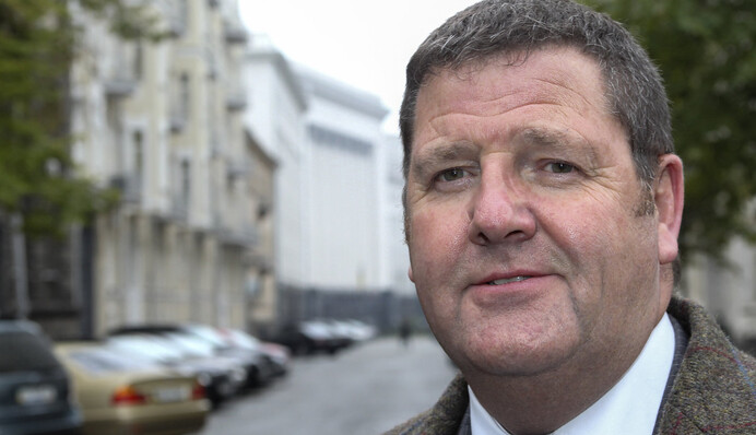 Украине нужно хорошо подумать, хочет ли она в ЕС,— евродепутат