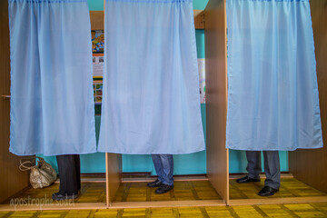 Выборы в Украине: инфографика и главные результаты экзит-полов