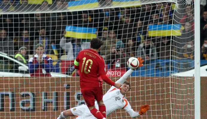 Украинский Крым на росТВ и шутки про плей-офф: бурная реакция соцсетей на матч Украина — Испания