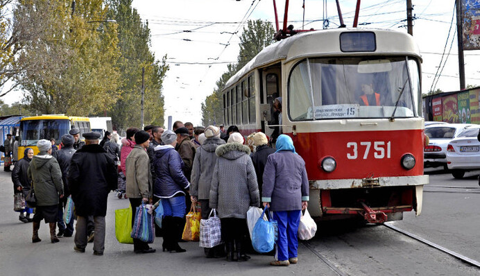 Выстрелы слышны отовсюду: жители Донецка со страхом ждут зиму