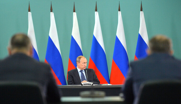 Путин попал в мышеловку и стал похож на Хусейна