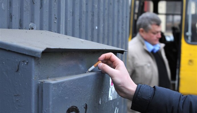 ​Активисты рассказали, сколько потеряет Украина из-за снижения цен на сигареты