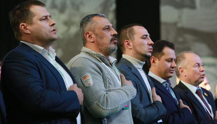 В УКРОПе заявили, что сохраняют единство вопреки политическому давлению