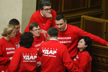 Кличко хочет влияния в Раде и снова собирает УДАР