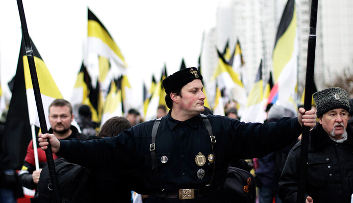 Россия повесилась на имперской удавке