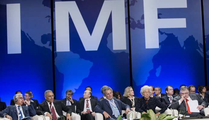 Остаться с кредитом: что МВФ потребует от Украины в обмен на деньги