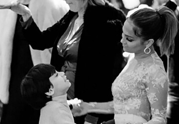 Дженнифер Лопес показала трогательные снимки со своими детьми: опубликованы фото