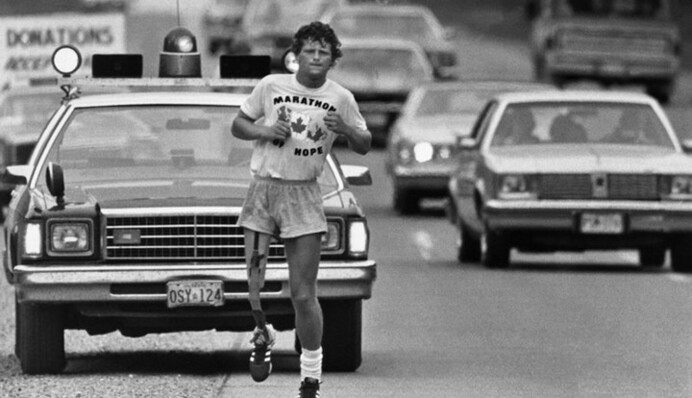 Соцсети взорвала духоподъемная история канадского марафонца