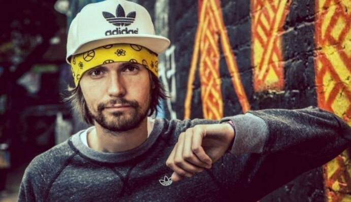 В сети набирает популярность песня о замученном Сталиным поэте: опубликовано видео