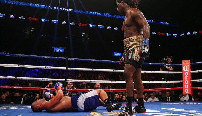 Глазков — Мартин: хроника чемпионского боя, видео, онлайн