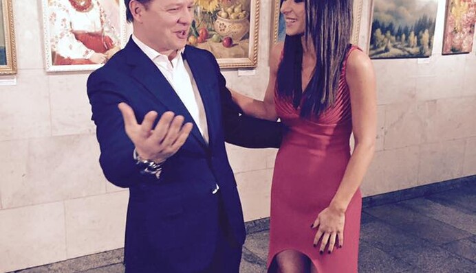 Ушедшая от Ляшко певица впервые показала своих родителей: опубликовано фото