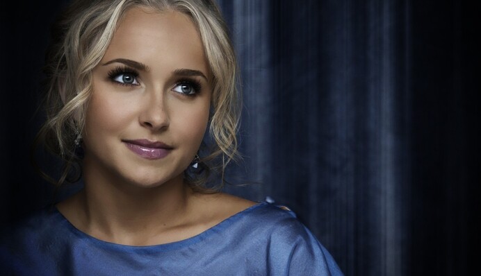 Невеста Кличко показала свои прелести: опубликованы фото