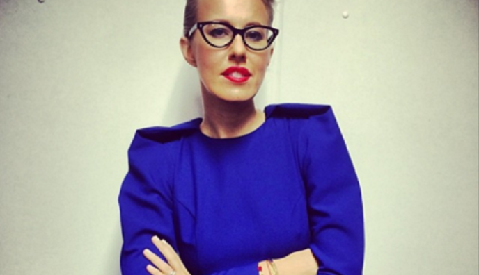 Собчак нарядилась в цвета украинского флага