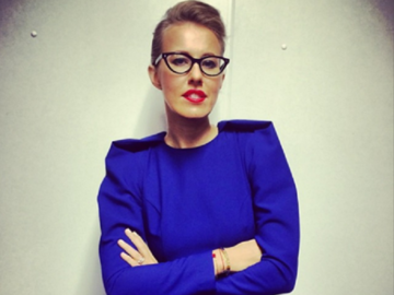 Собчак нарядилась в цвета украинского флага