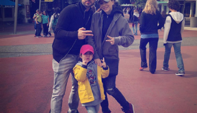 Дочь Лорак спела с ней на концерте в Майами: опубликовано видео