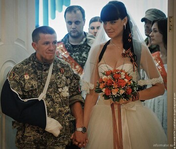 Нардеп посмеялся над супругой боевика Моторолы