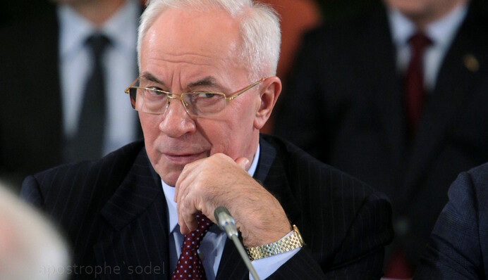 Азарову рано радоваться: решение по людям Януковича вызвало гнев и шутки в соцсетях