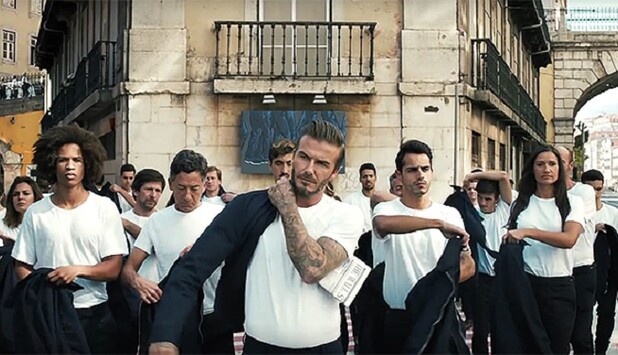 Бекхэм рассмешил в новом ролике с неожиданным финалом: опубликовано видео